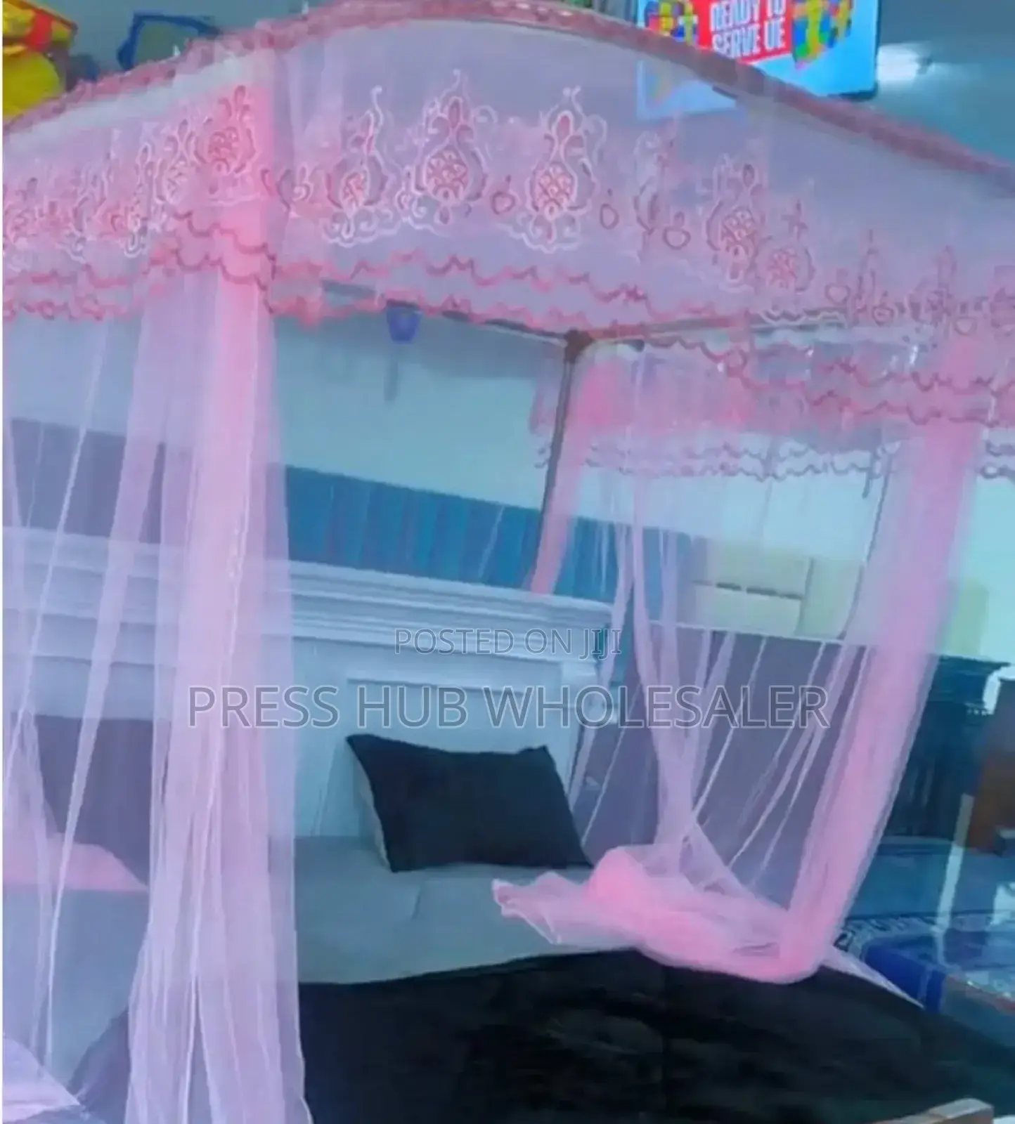 Two-Stand Mosquito Net With Sliding Rails.