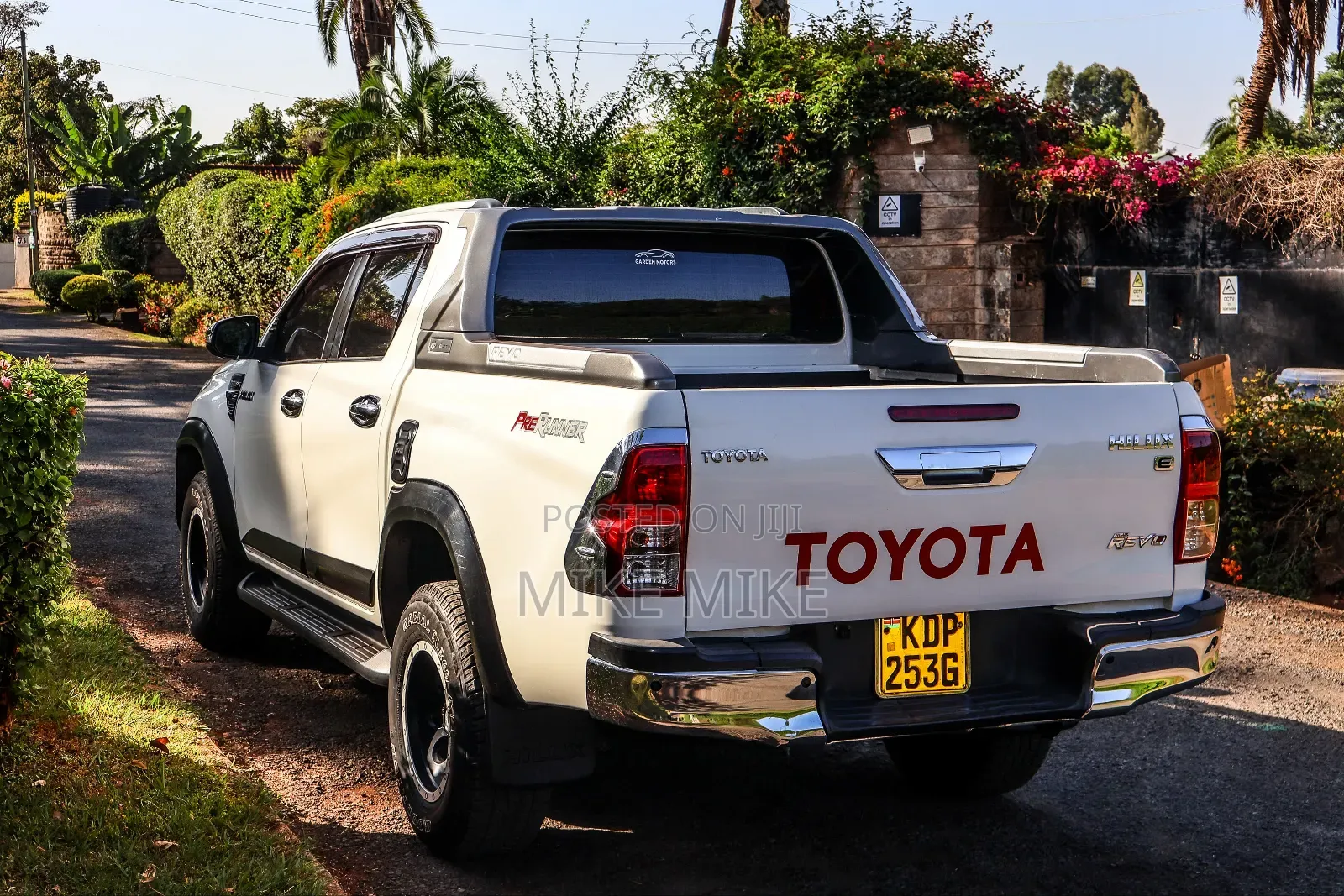 Toyota Hilux Revo Double Cab Deisel 2.8 AWD 2016 White