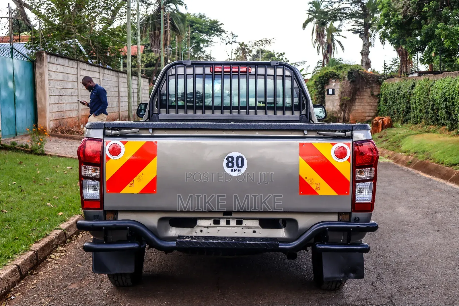 Isuzu D-MAX 2023 Silver