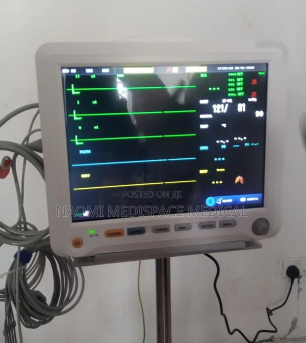 Patient Monitor Yonker 5 Parameters - main view