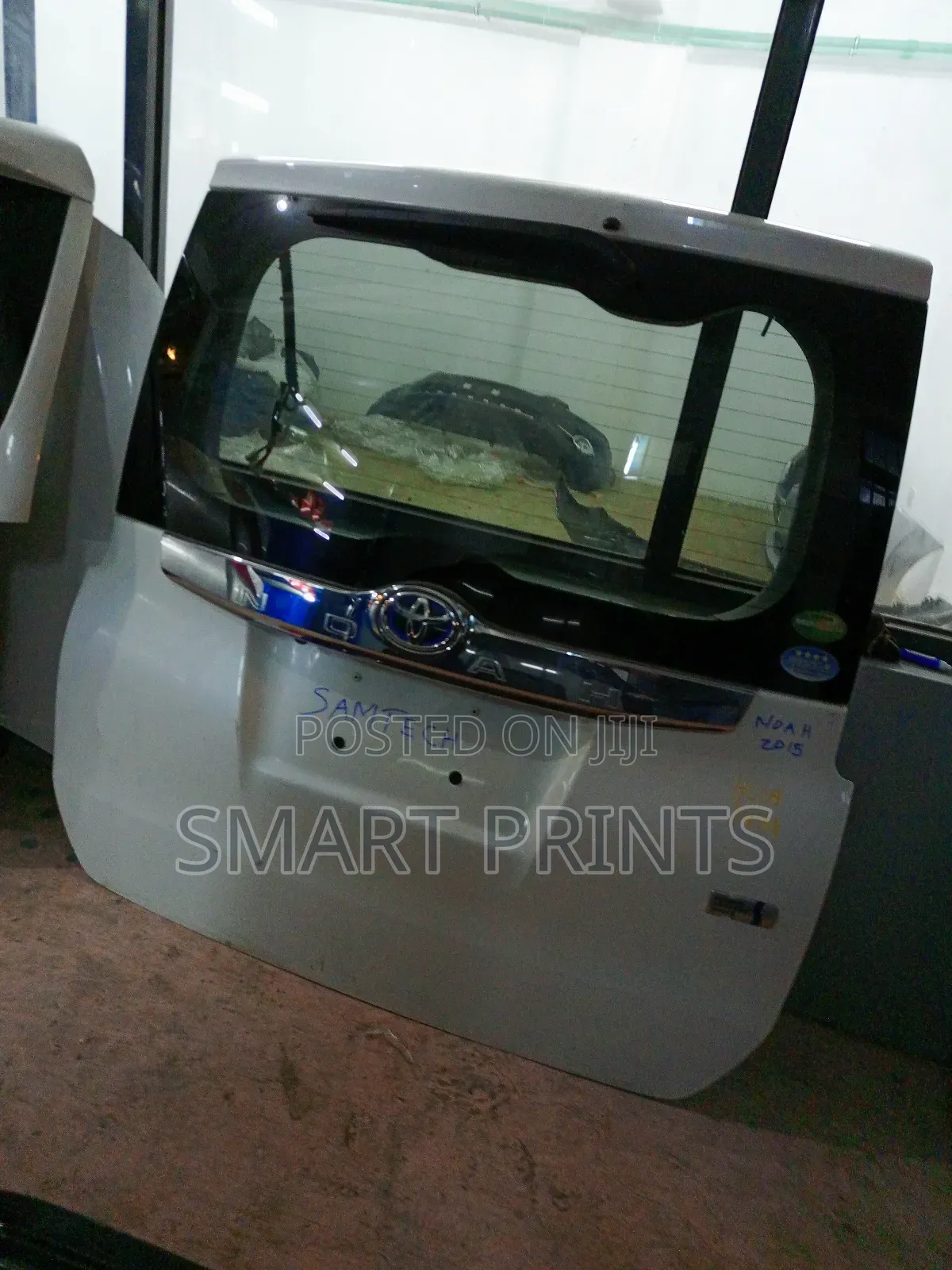 Clean Ex Japan Toyota Noah 2015 Boot Available