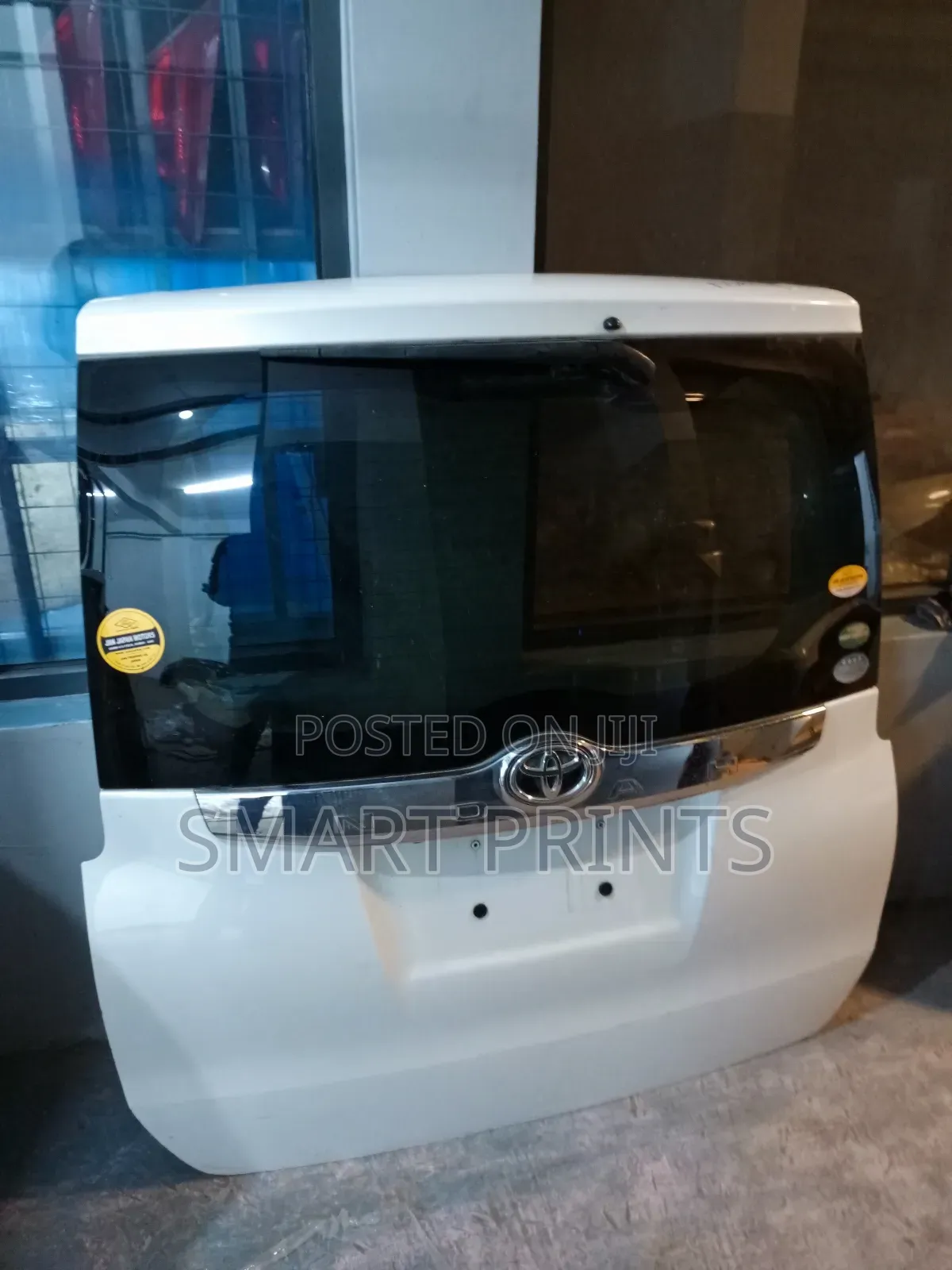 Magnificent Quality Ex Japan Toyota Noah 2015 Boot Available
