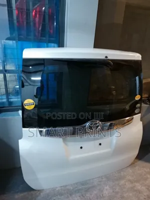 Pure Quality Ex Japan Toyota Noah 2015 Boot Available