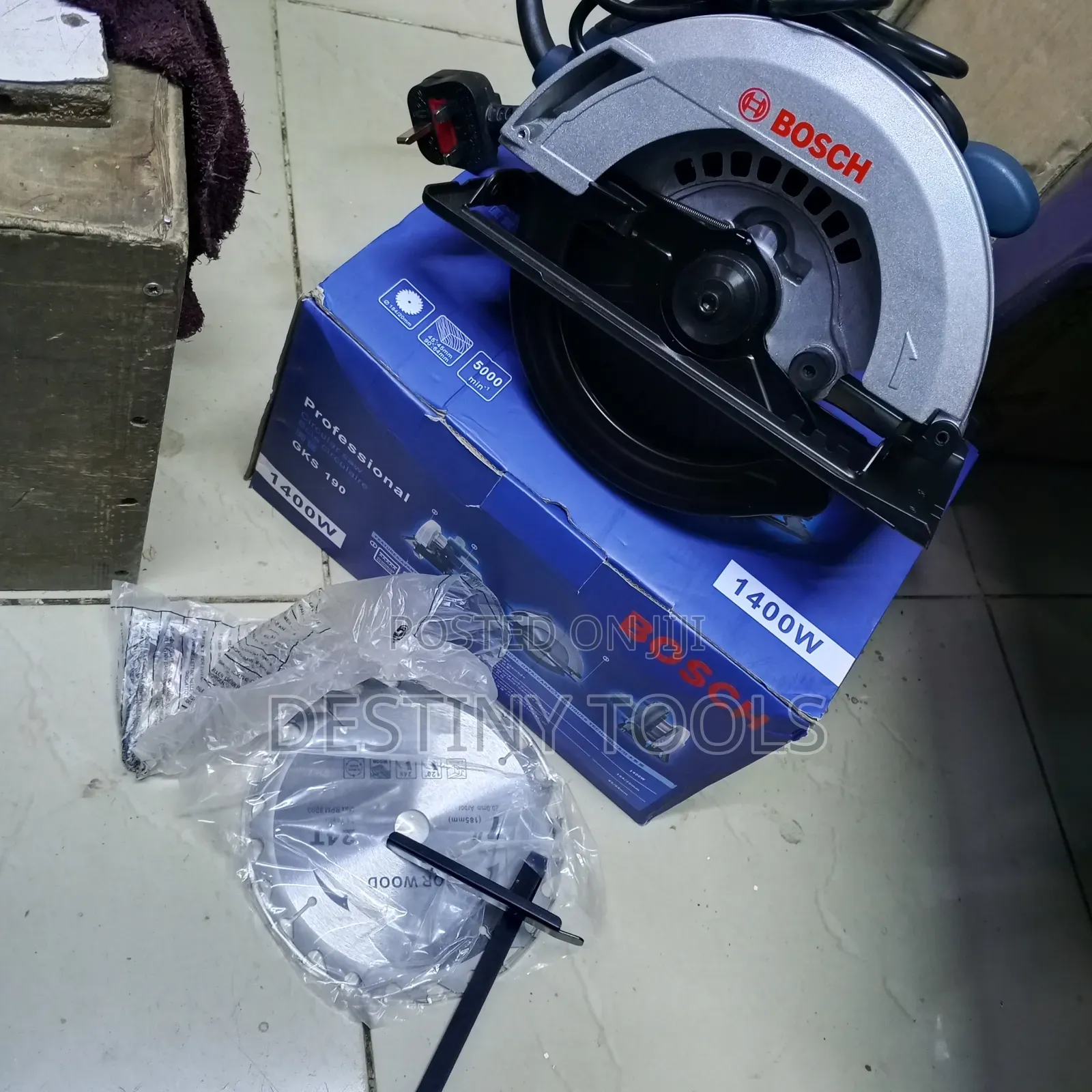 Bosch 7" Circular Saw