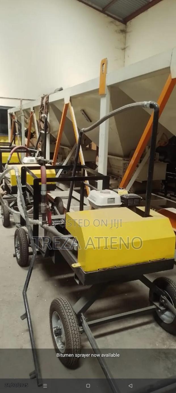 Bitumen Sprayer - thumbnail 4