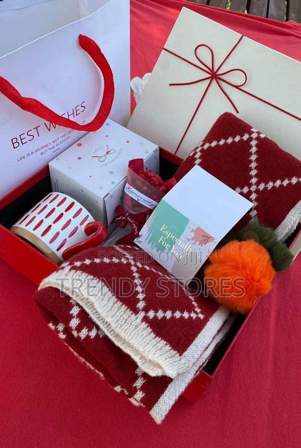 Valentines Ladies Gift Set - thumbnail 3