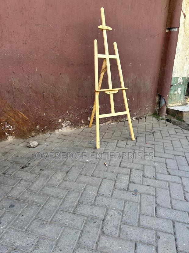 Stand for Multi-Purpose Use - main view