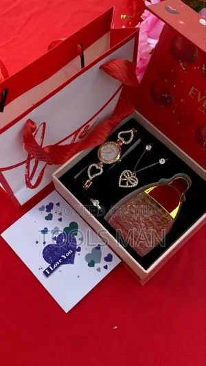 Hot Valentines Ladies Gift Set.