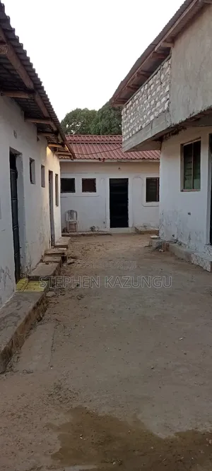 8bdrm House in Kona Ya Chief Near, Ukunda for sale
