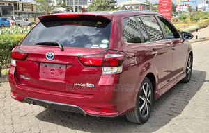Toyota Corolla Fielder 2018 Red