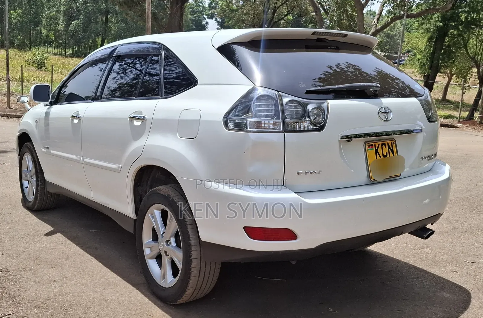 Toyota Harrier 3.3 Hybrid 4WD 2010 White