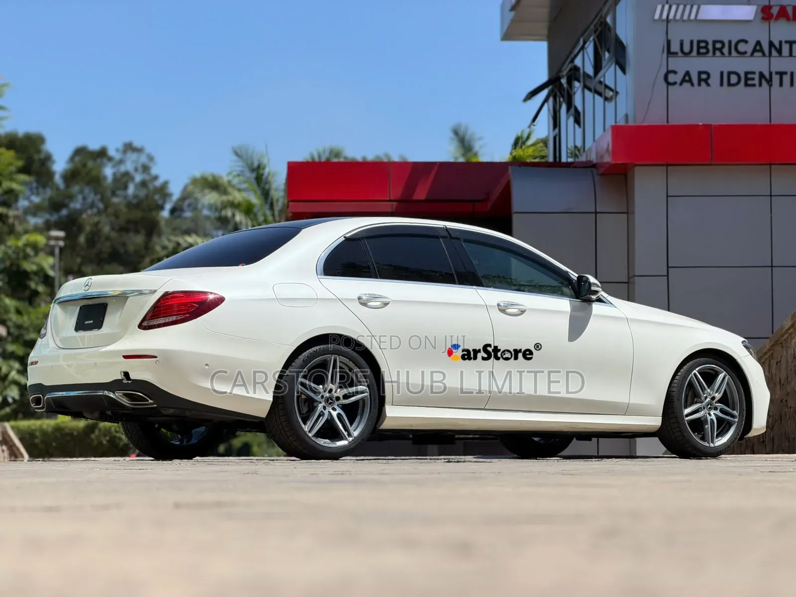Mercedes-Benz E200 2019 White
