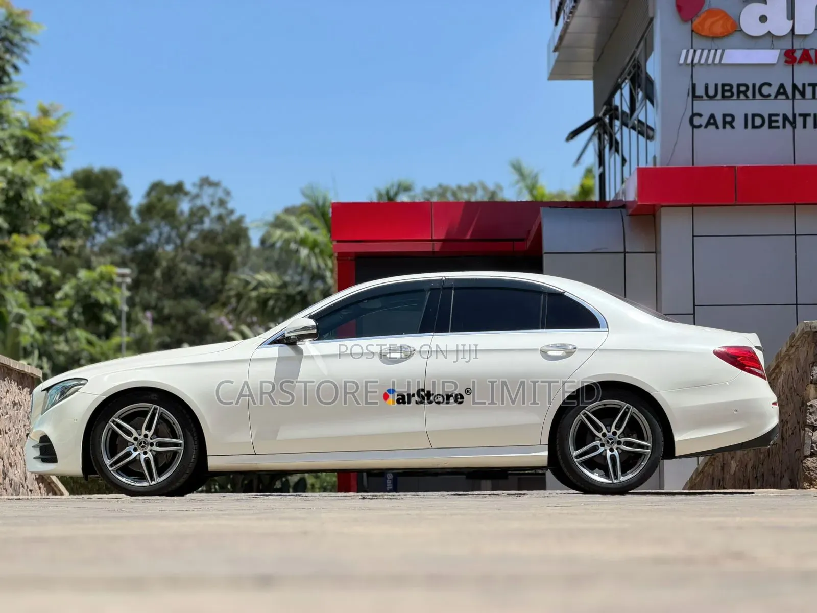 Mercedes-Benz E200 2019 White
