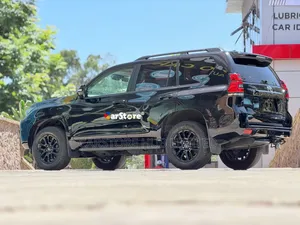 Toyota Land Cruiser Prado 2.8 2021 Black