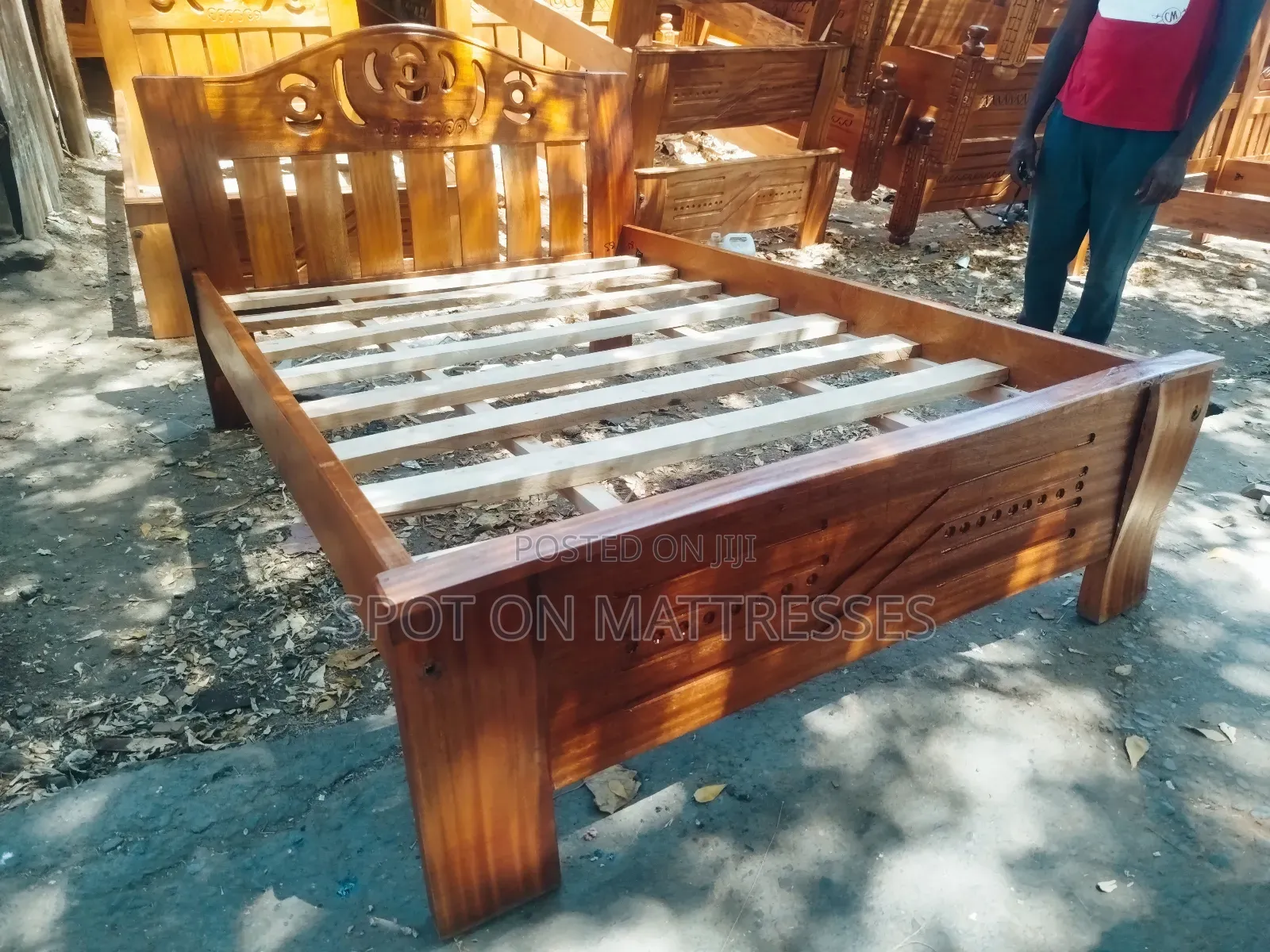 4x6 Mahogany Beds (Mattresses Available) + Free Delivery In Nairobi.