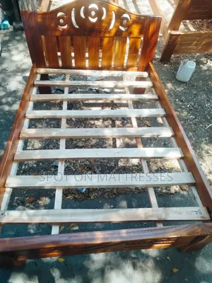 4x6 Mahogany Beds (Mattresses Available) + Free Delivery In Nairobi.