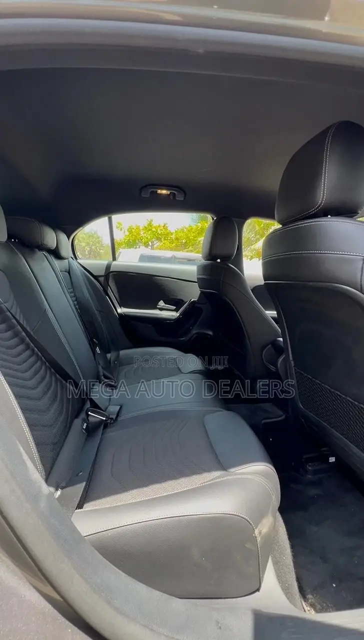 Toyota Sienta 2020