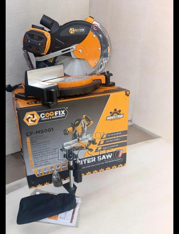 Miter Saw 2200w - main view