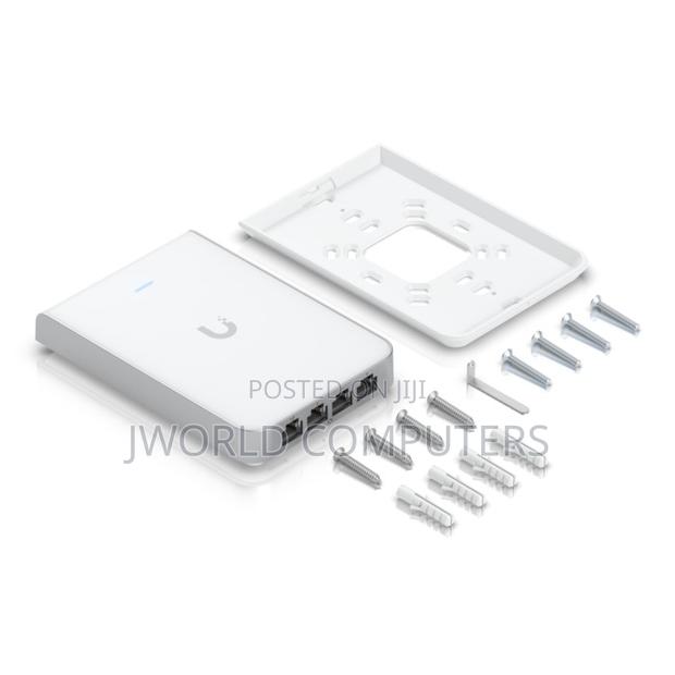 Ubiquiti Unifi 6 in-Wall Access Point (U6-Iw)