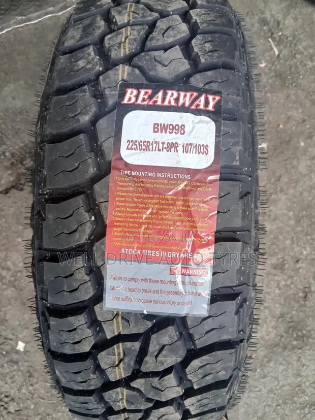 225/65r17lt 8pr Bearway Tires - main view