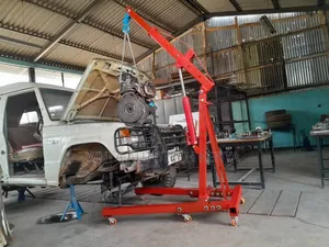 Heavy Commercial Engine Crane 2t/ Best Quality Sunshine