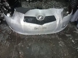 Toyota Vitz Ksp90 Nosecut 2005–2010 Original Ex-Japan