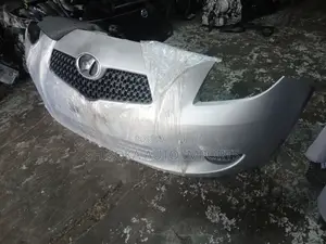 Toyota Vitz Ksp90 Nosecut 2005–2010 Original Ex-Japan