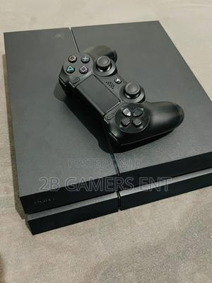 1tb Standard Ps4 Chipped, 18 Games - main view