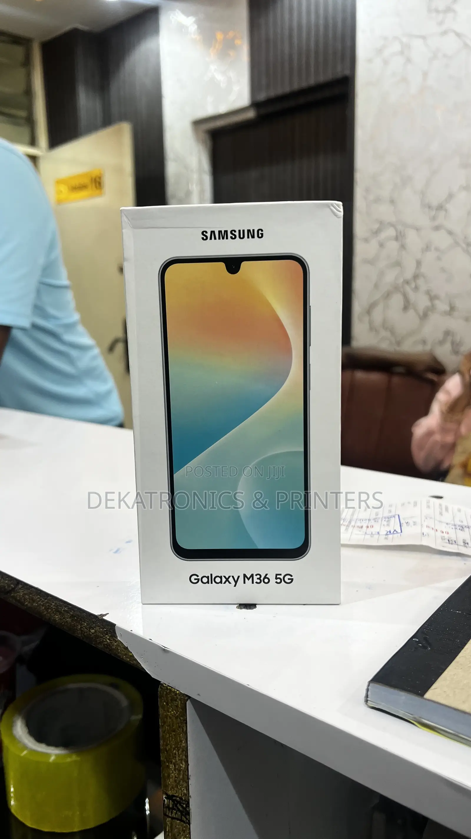 New Samsung Galaxy M36 5G 128 GB Orange