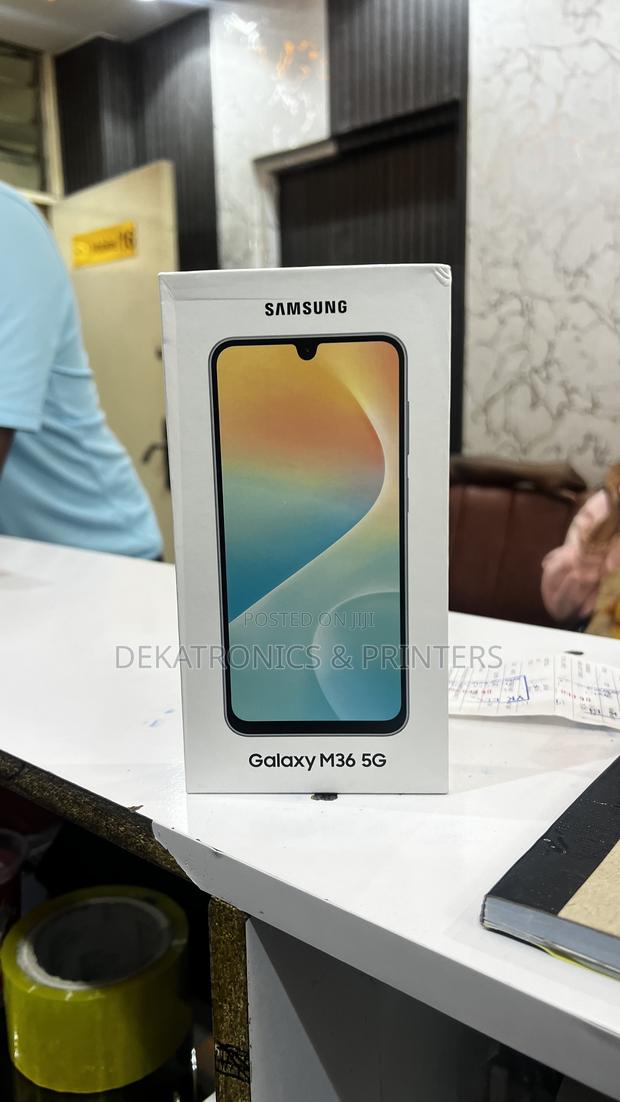 New Samsung Galaxy M36 5G 128 GB Orange - thumbnail 2
