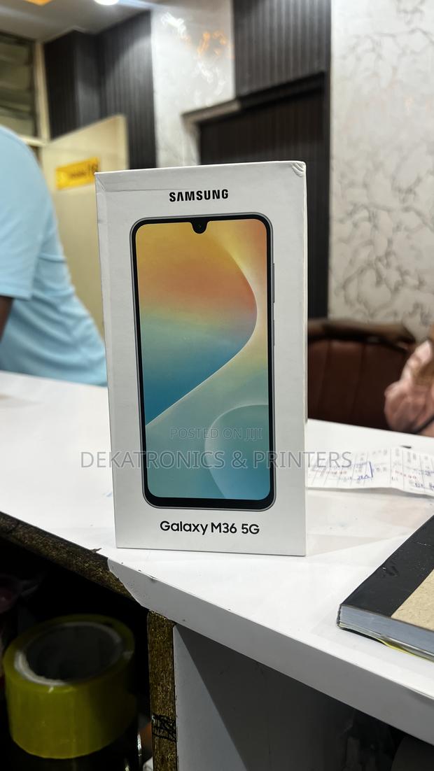 New Samsung Galaxy M36 5G 128 GB Orange - main view
