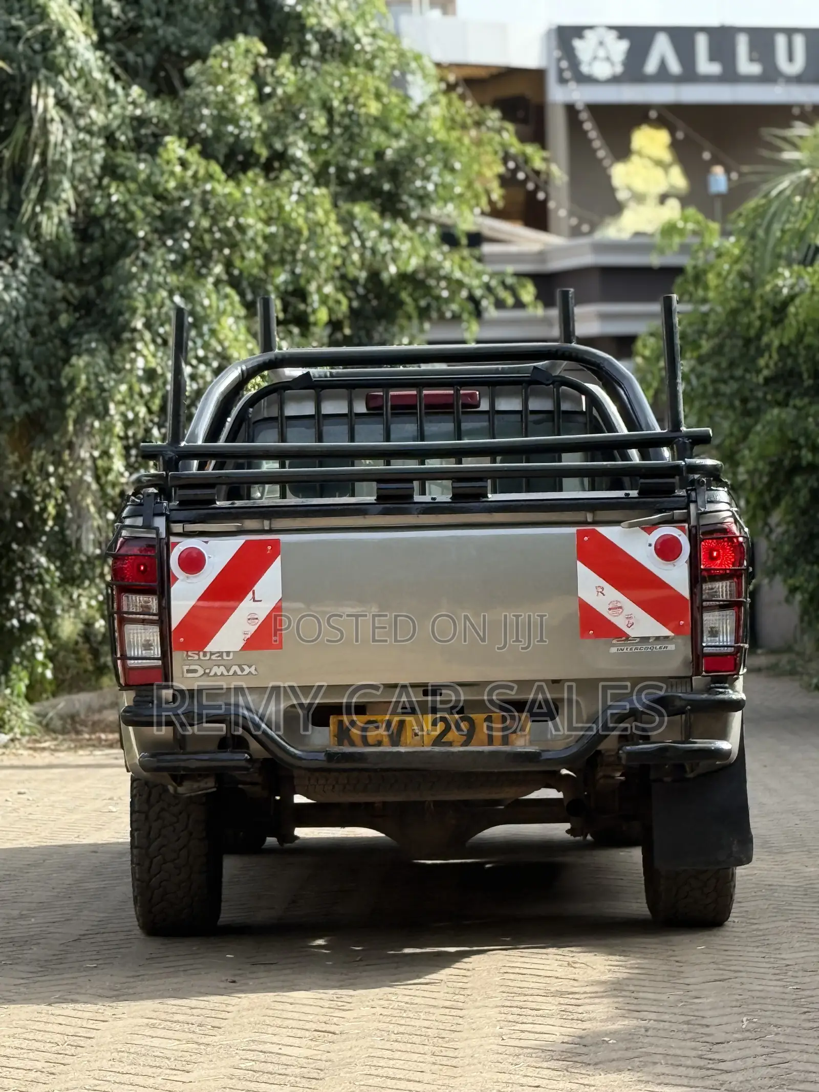 Isuzu D-MAX 2019 Burgundy