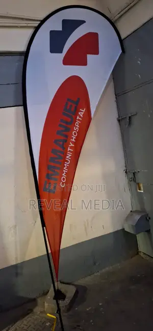 3.5m Teardrop Flags and Teardrop Stands