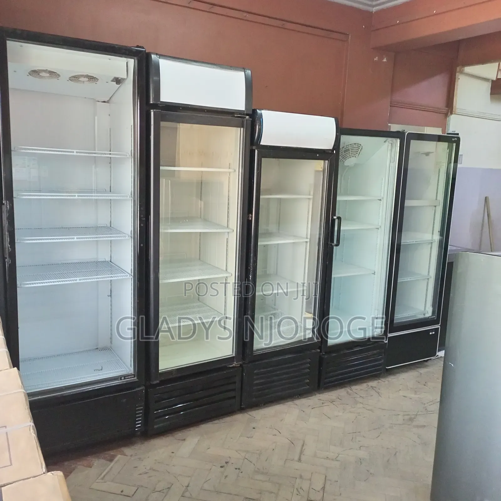 Affordable Display Fridge (400-1200)