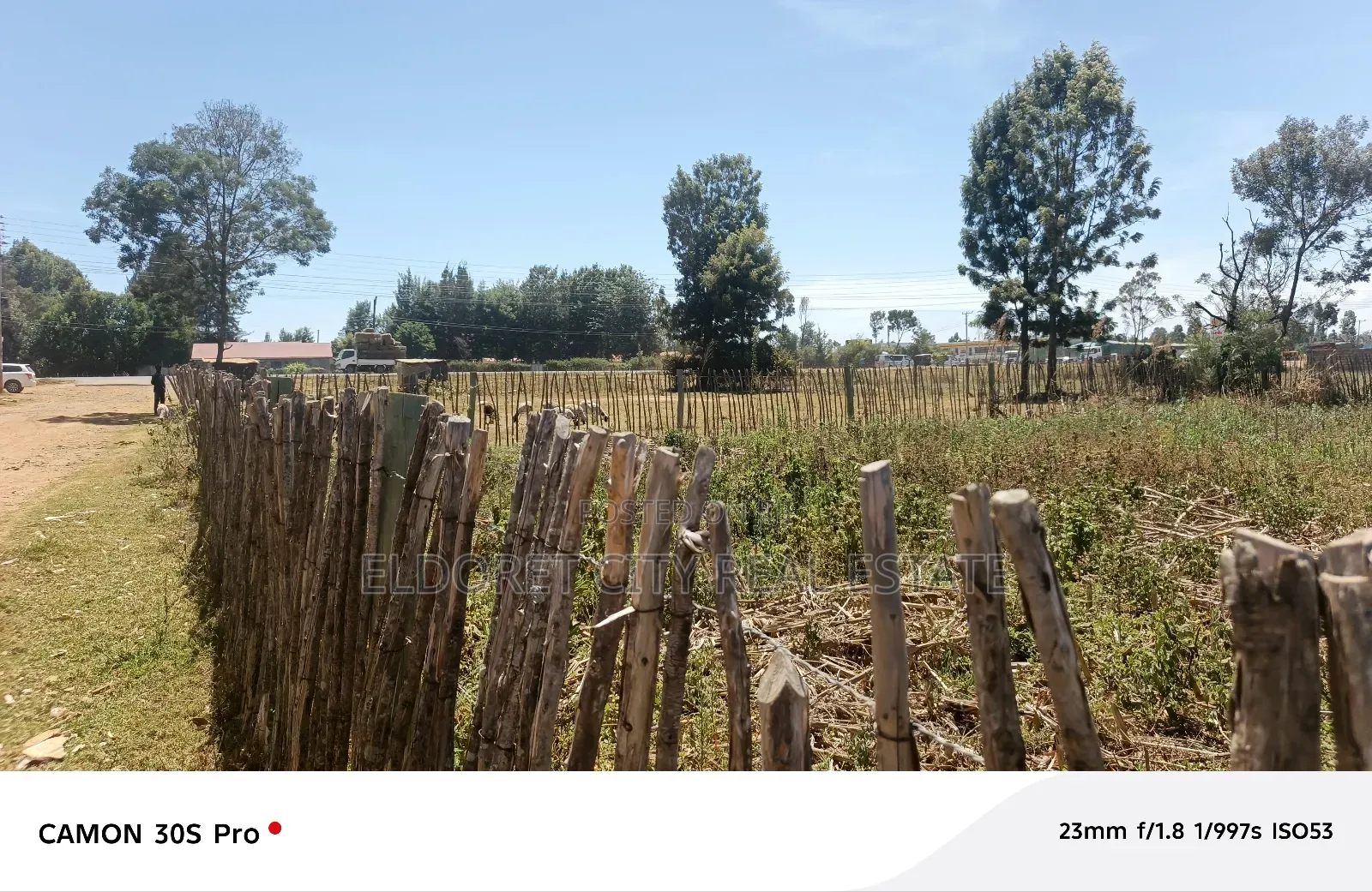 1/8 Plot Annex Number Two From Tarmac.