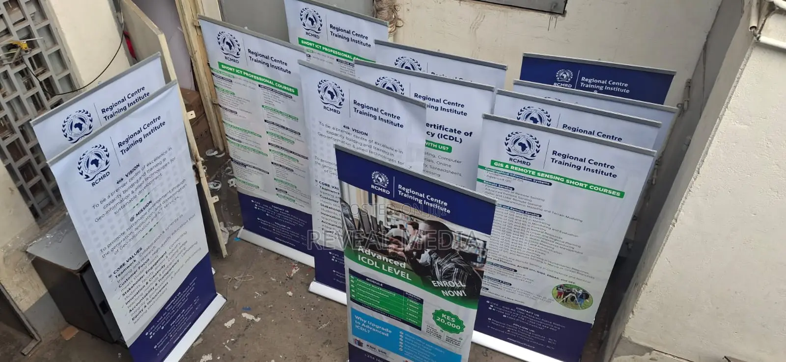 Premium Quality Broadbase Rollup Banners