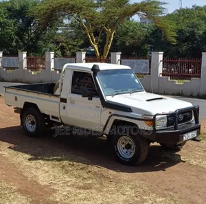 Toyota Land Cruiser 79 Series 2008 White