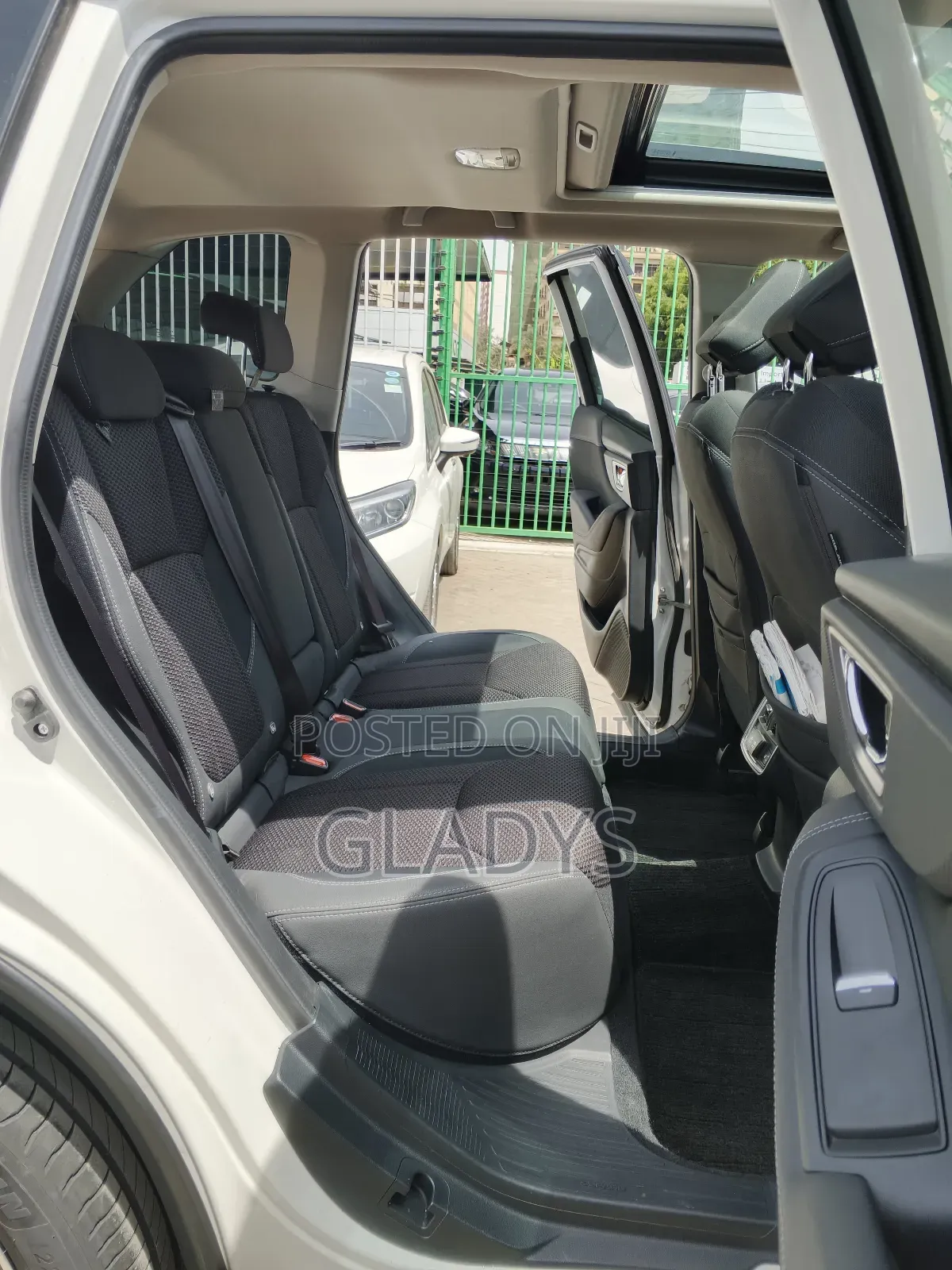 Subaru Forester 2018 White