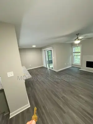 Heavy-Traffic SPC Flooring for Homes Offices