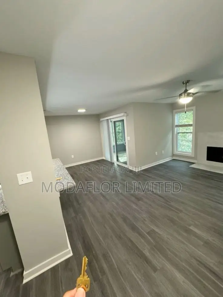 Heavy-Traffic SPC Flooring for Homes Offices