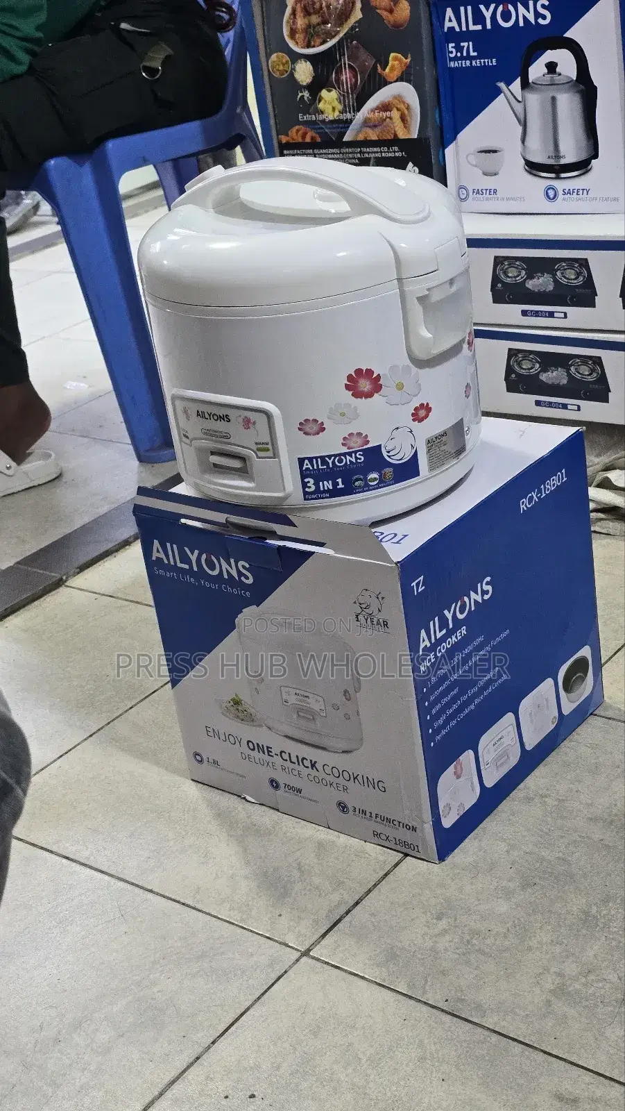 Ailyons 1.8l 3-in-1 Deluxe Electric Rice Cooker.