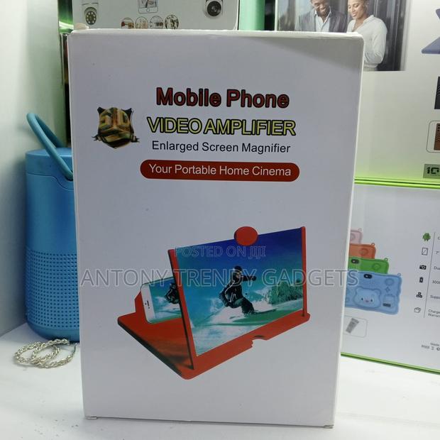 Foldable 3d Hd Smartphone Screen Magnifier For Movies And Gaming - main view