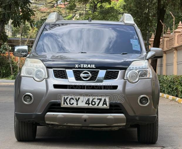 Nissan X-Trail 2013 Gray