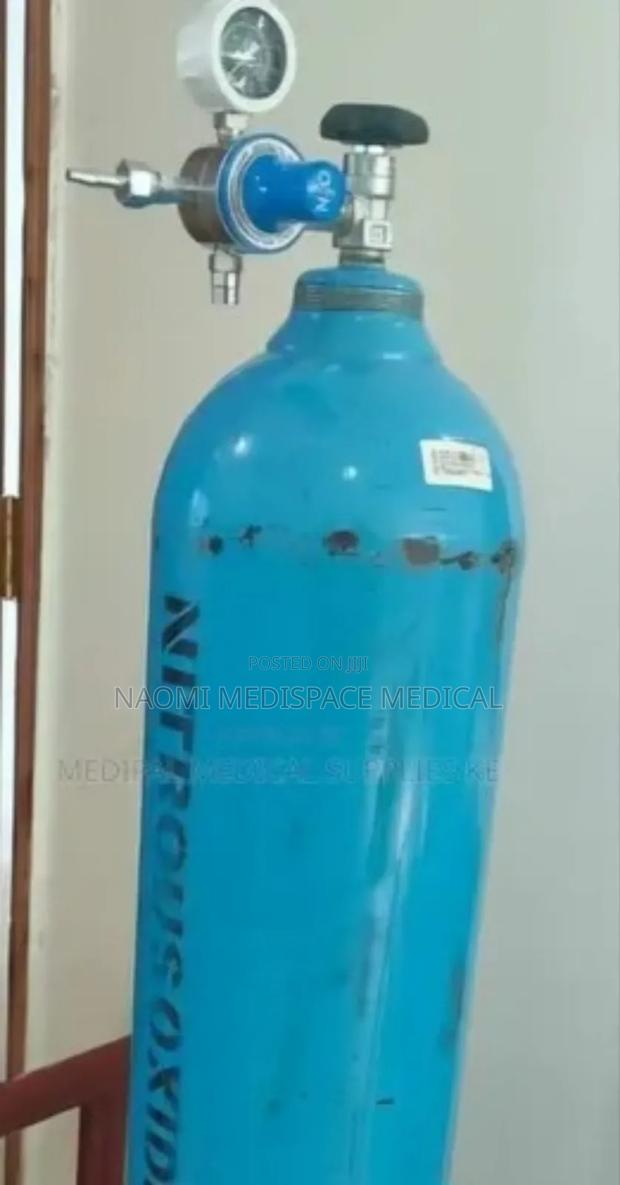 8.5m3 Complete Nitrous Cylinder With Gas and Regulator - main view