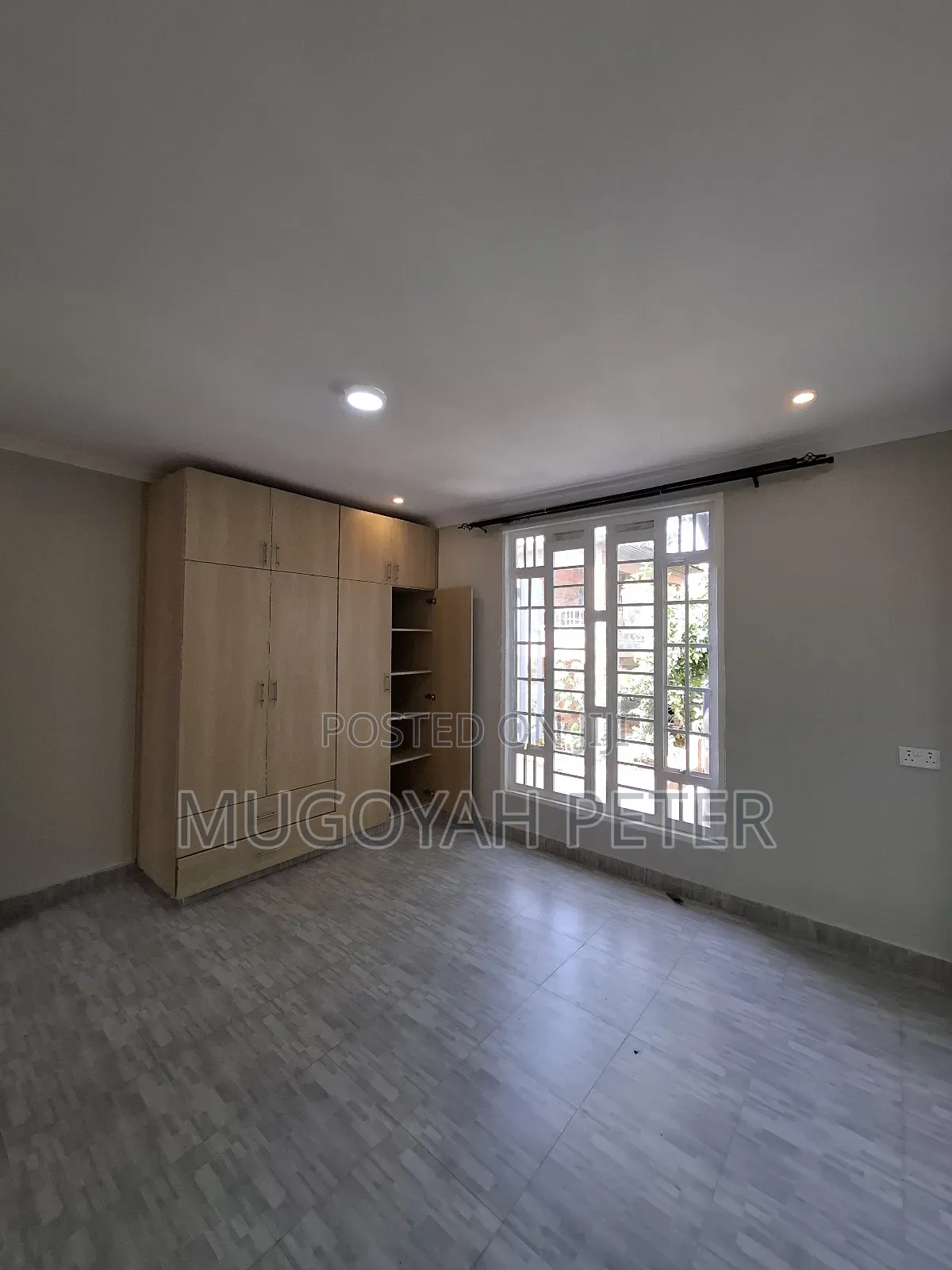 2bdrm Bungalow in Uthiru for rent