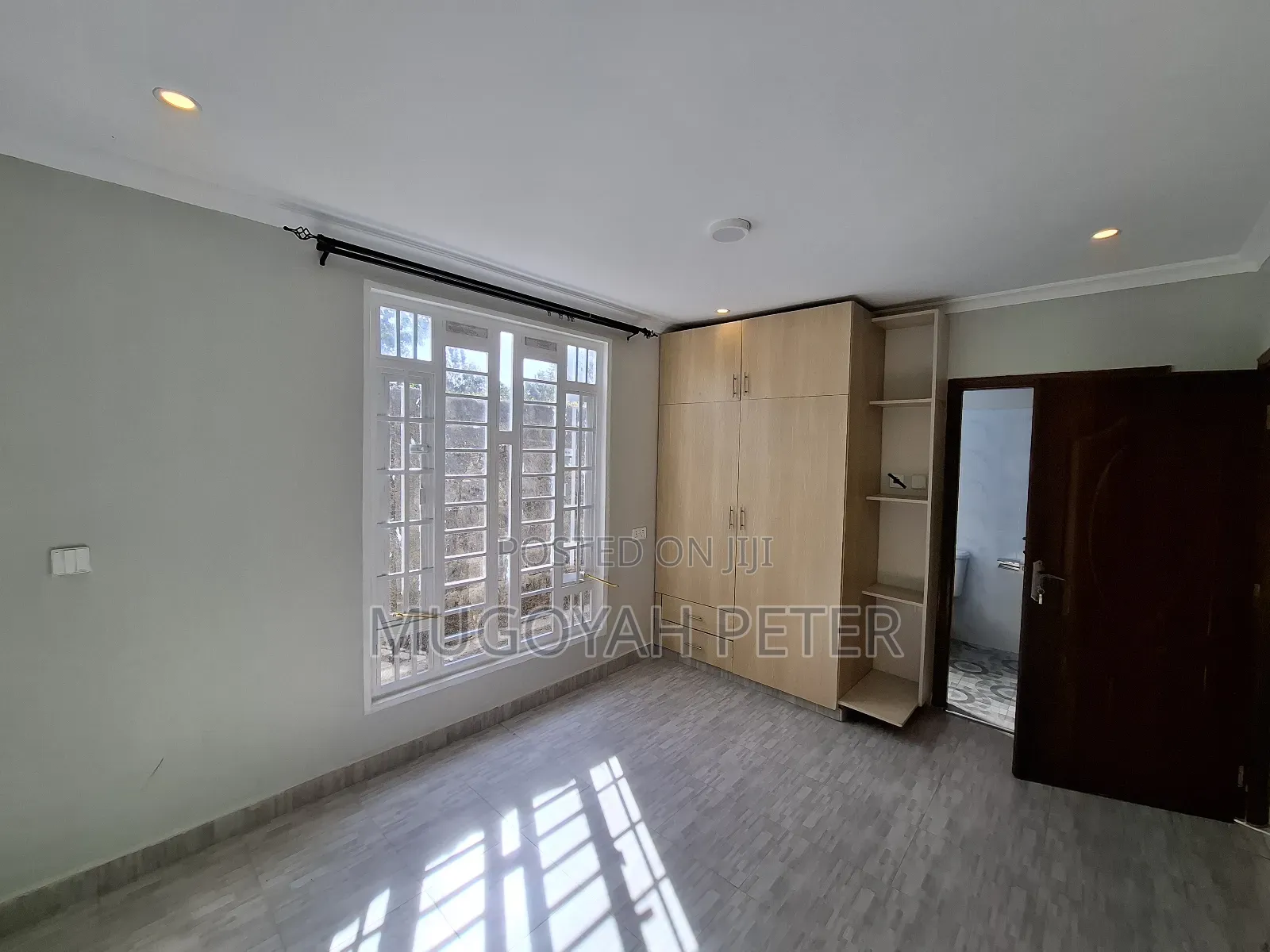 2bdrm Bungalow in Uthiru for rent