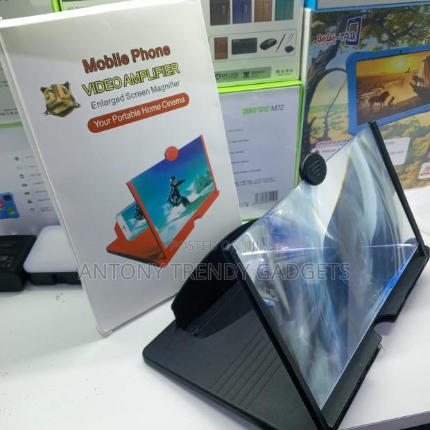 Portable 12′′ Smartphone Screen Magnifier for Hd Video Viewing