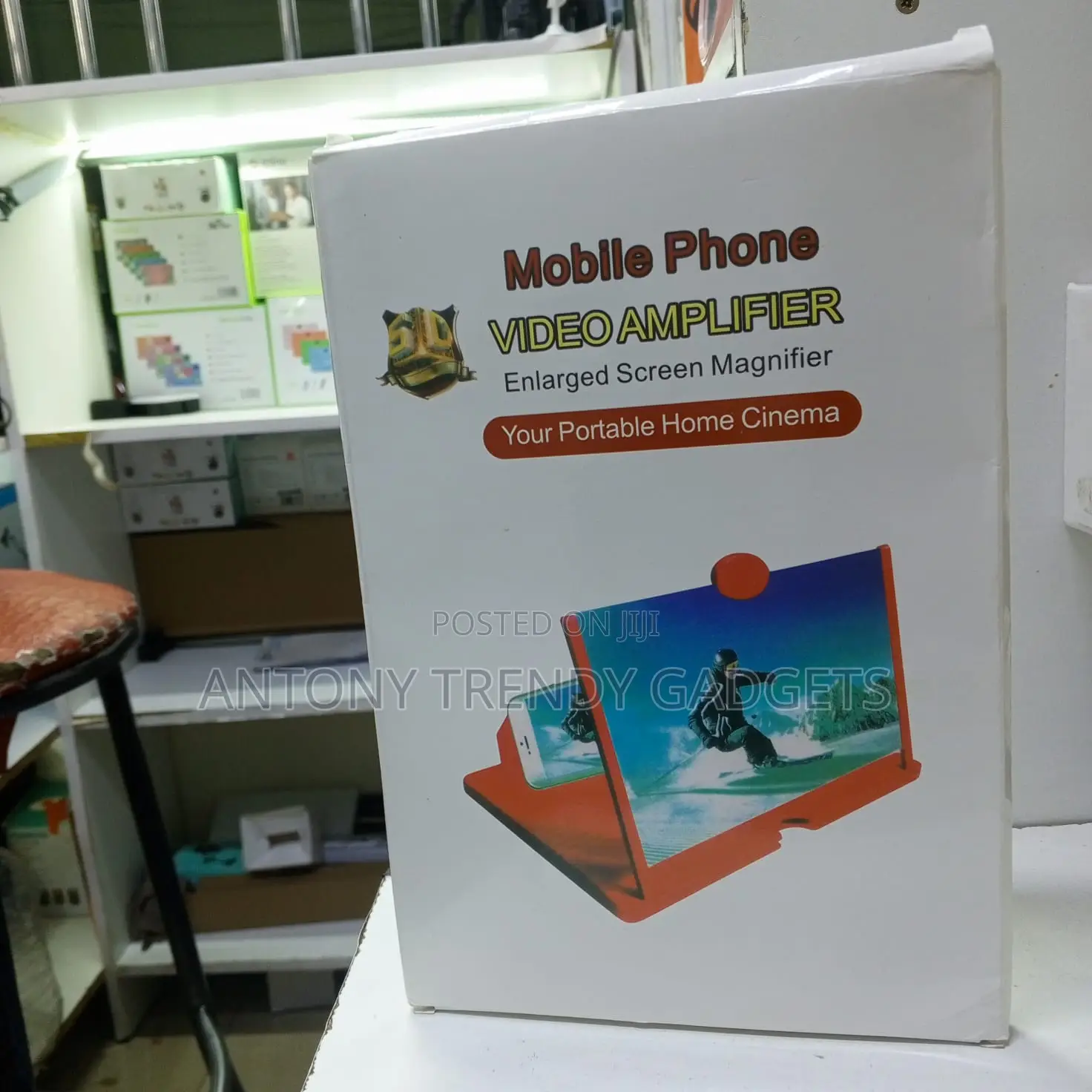 Portable 12′′ Smartphone Screen Magnifier for Hd Video Viewing