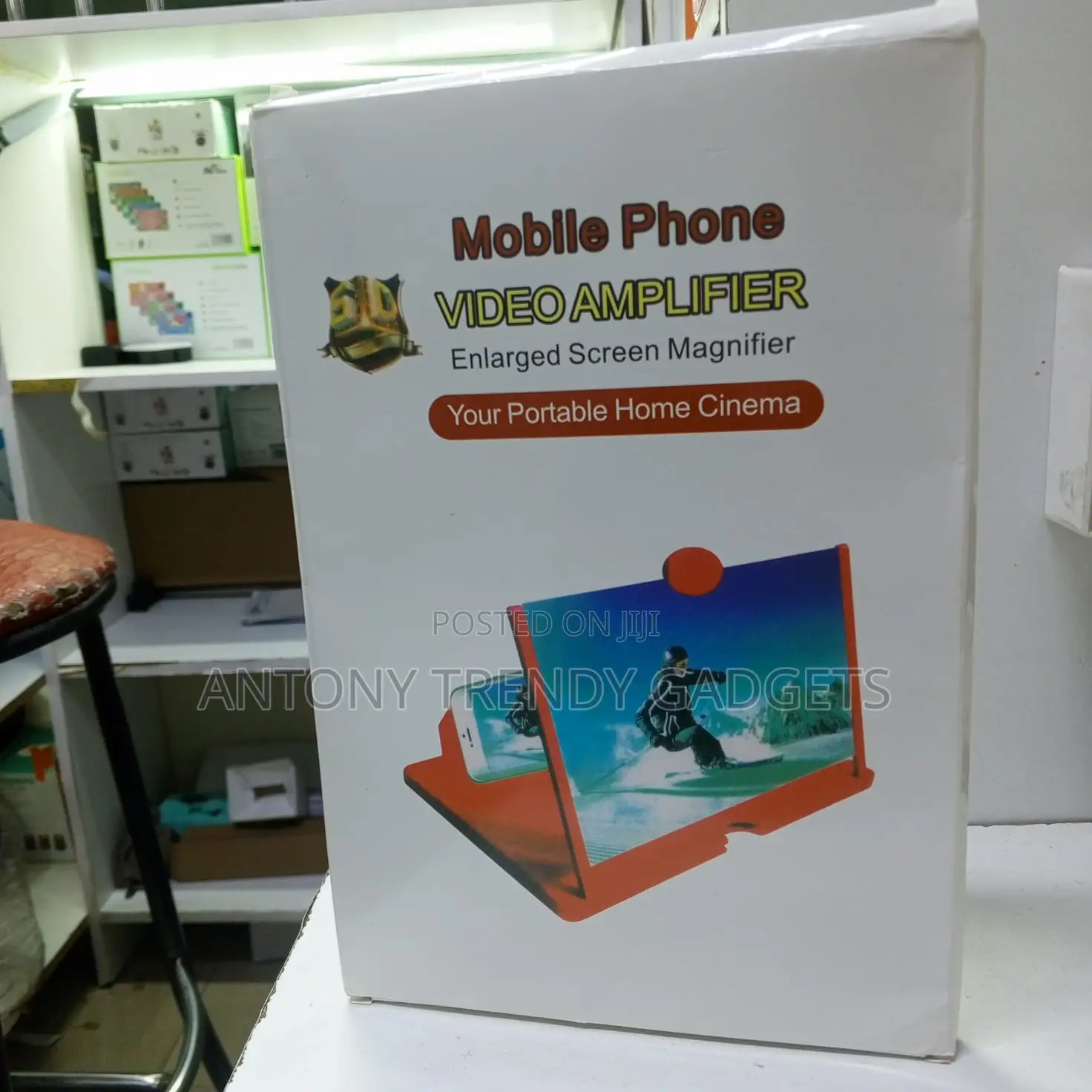 Foldable 3d Smartphone Screen Magnifier for Clear Video Viewing