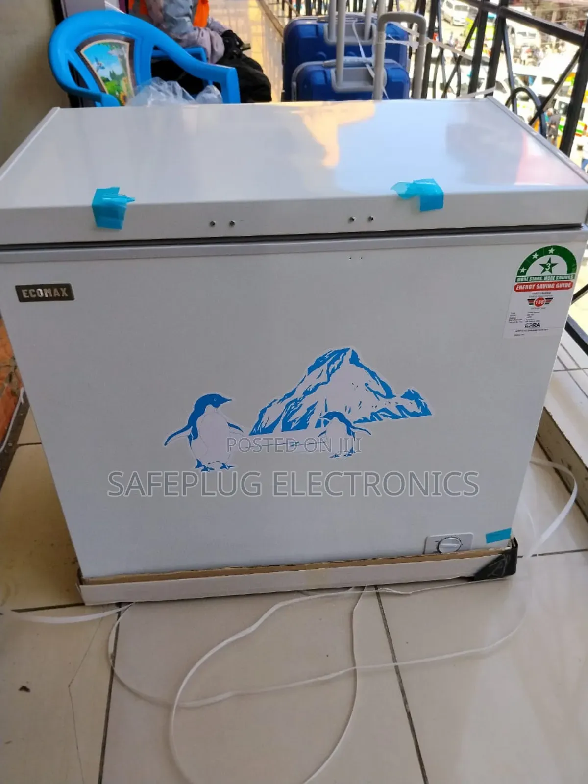 Ecomax 169l Freezer + Free Fridge Guard | Low Power Consumption